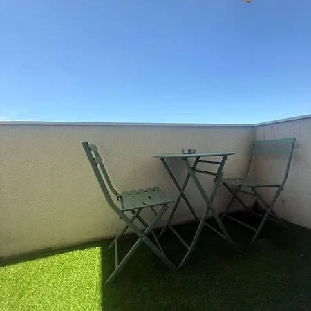 Appartement T2 Parking Balcon Fibre Confort